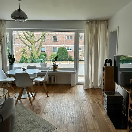 Sweet In メーアブッシュ